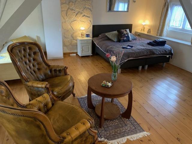 B&B Petit Chateau - Stijlvol Verblijf Centraal Gelegen In Zeeuws Vlaanderen Biervliet 외부 사진
