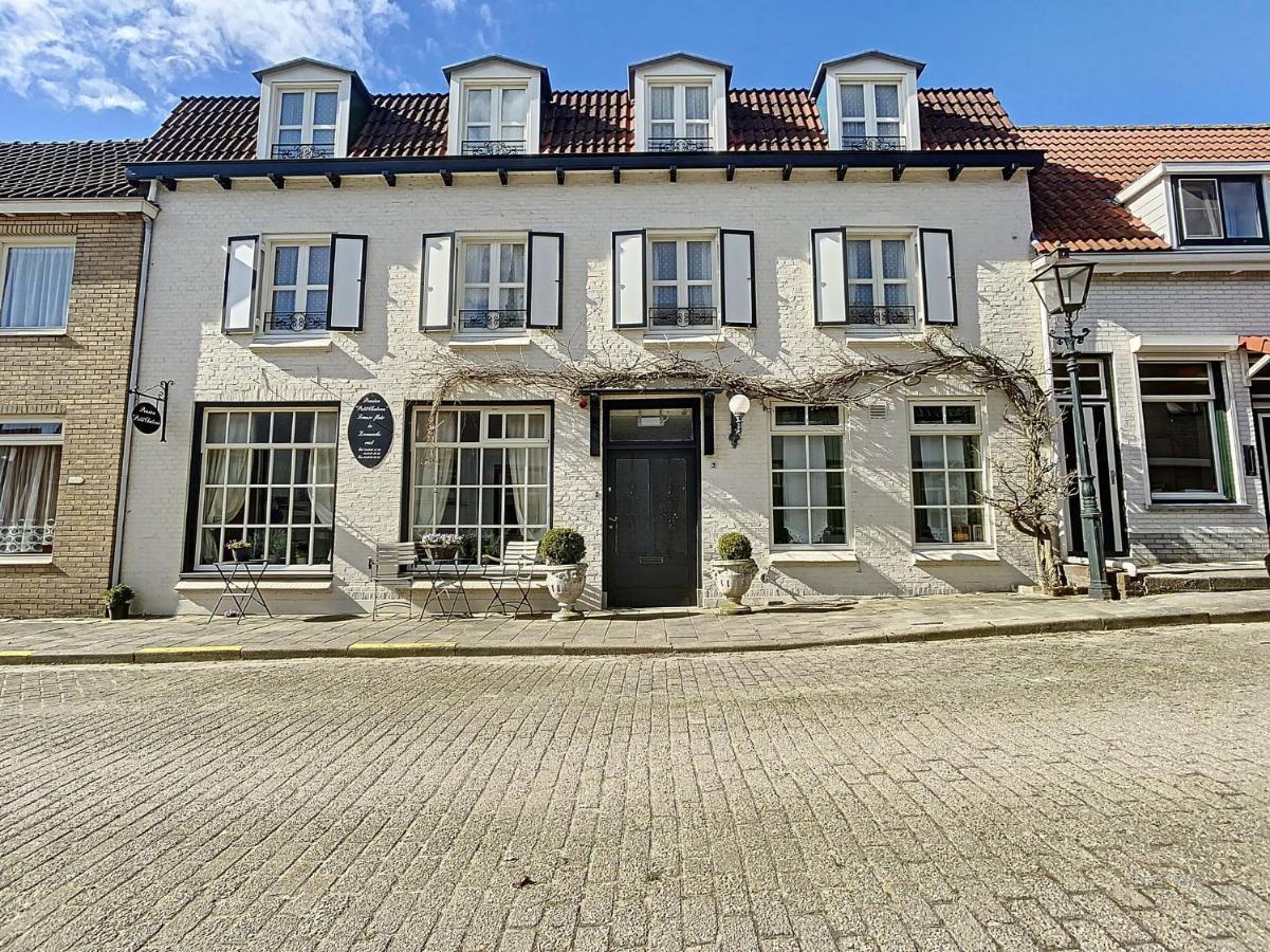 B&B Petit Chateau - Stijlvol Verblijf Centraal Gelegen In Zeeuws Vlaanderen Biervliet 외부 사진