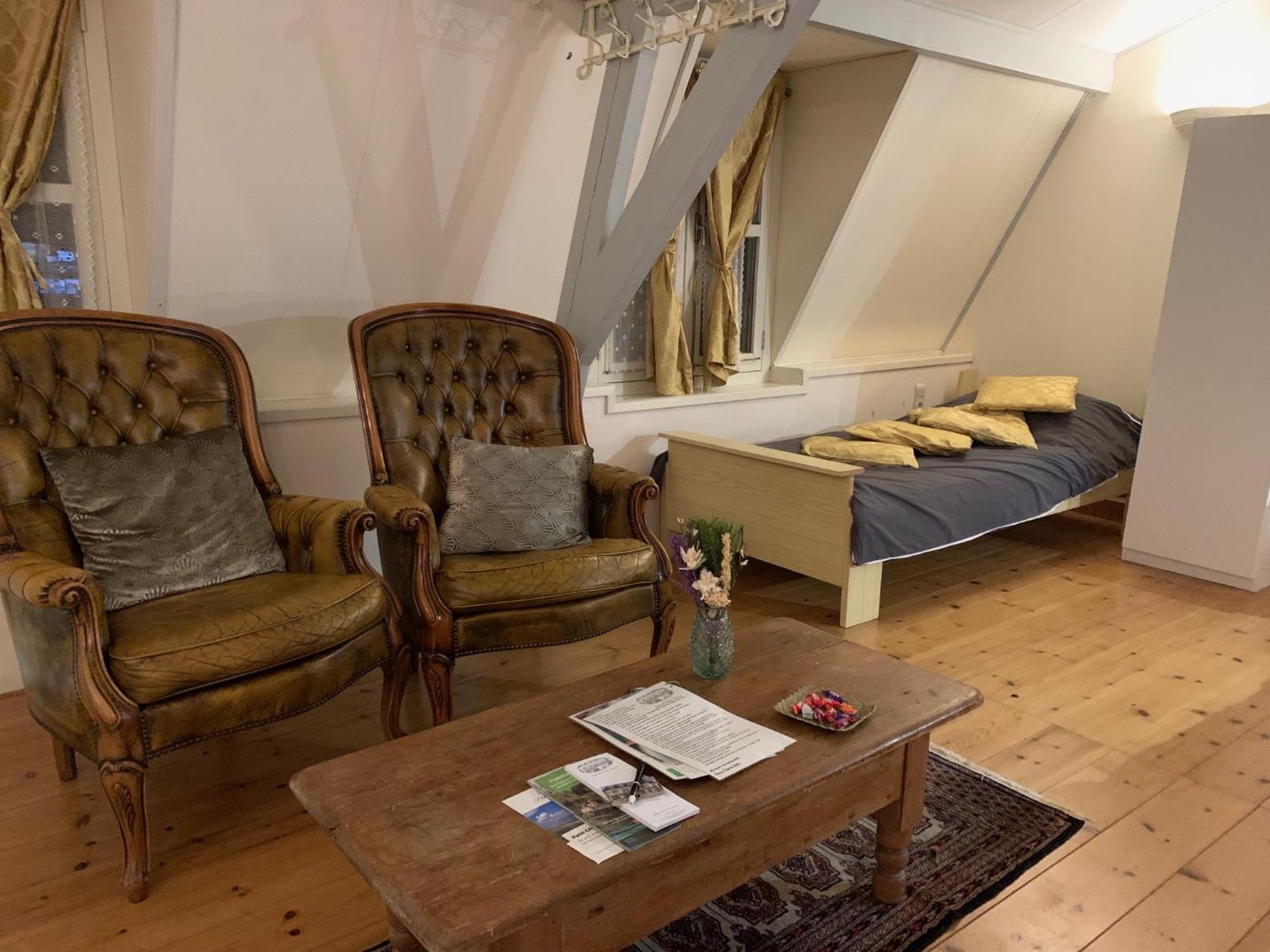 B&B Petit Chateau - Stijlvol Verblijf Centraal Gelegen In Zeeuws Vlaanderen Biervliet 외부 사진